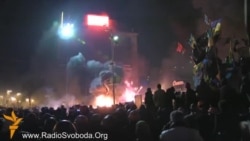 Riot Police Continue To Storm Kyiv's Independence Square