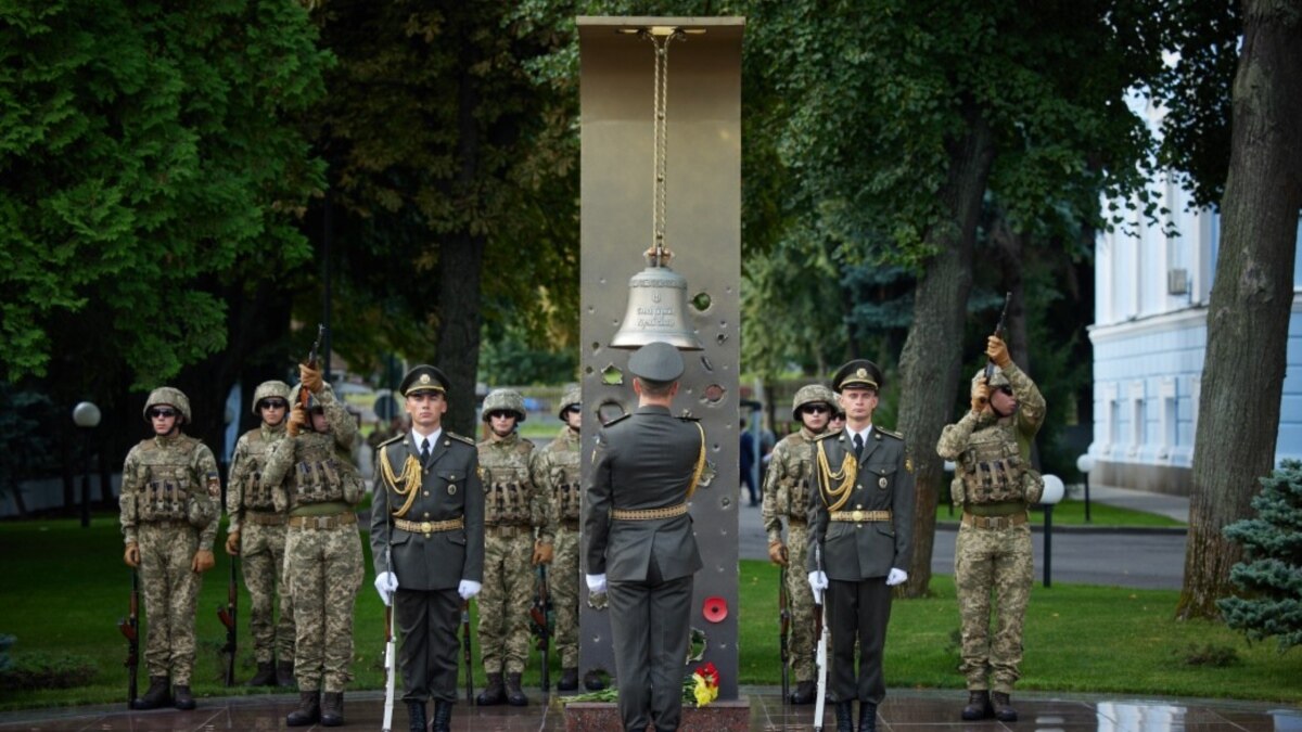 В Україні відбуваються жалобні заходи в День пам'яті захисників - Vimarsana News