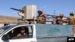 نیروهای پاکستانی در امتداد خط دیورند. (تصویر آرشیف)