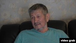 Samandar Kokonow, özbek parlamentiniň ozalky oppozisioner agzasy, türmede 24 ýylla golaý oturandan soň azat edildi. 