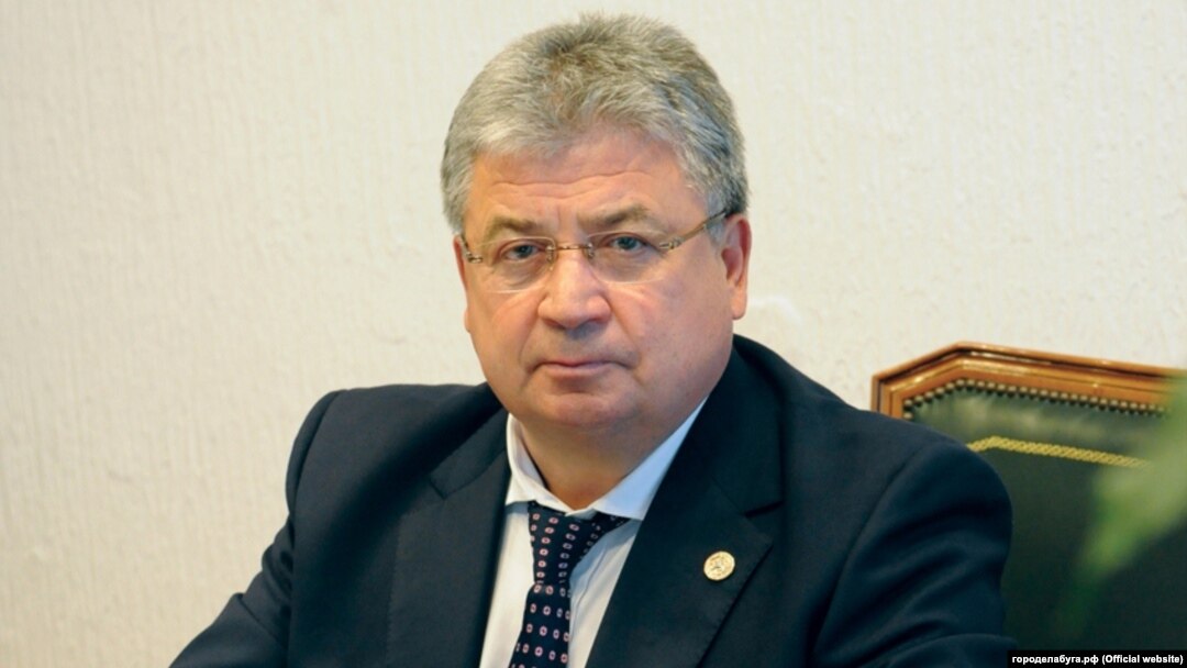Геннадий Емельянов