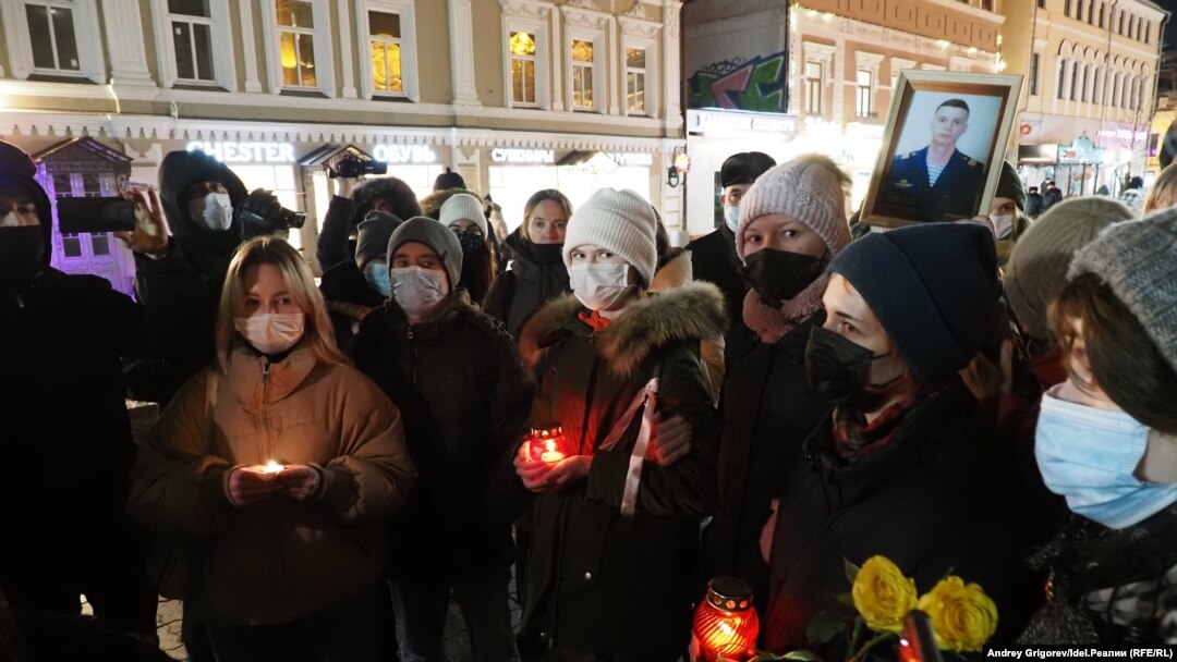An anti-war demonstration in Kazan, Tatarstan's capital -- millions in Russia have family ties to Ukraine.