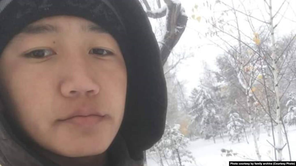 Ерлан Аяз, 18-летний студент колледжа, погибший от огнестрельного ранения головы и груди во время январских событий в Шымкенте в 2022 году