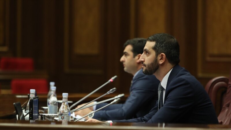 Власть не захотела обсуждать в парламенте проект заявления, осуждающего турецко-азербайджанскую декларацию