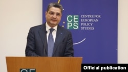 Belgium - Armenian Prime Minister Tigran Sarkisian speaks at the Center for European Policy Studies in Brussels, 4Jun2012.