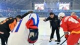 Президент Садыр Жапаров 2022-жылдагы хоккей боюнча IV Дивизиондогу Дүйнө чемпионатынын ачылышын баштап берди.&nbsp;
