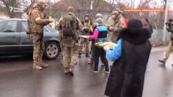 «Завдяки нашим хлопцям будемо жити в мирі»: жінки Київщини допомагають військовим ЗСУ (відео)
