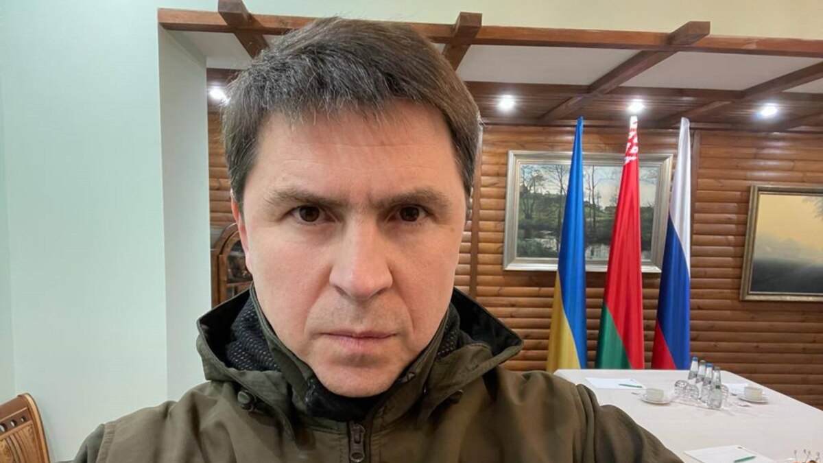 Zelenskiy Adviser Calls Kremlin Reports Of Ukrainian Border Incursion 'Provocation' - Vimarsana News