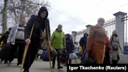 Люди, приехавшие из Николаева после обстрелов в Одессу