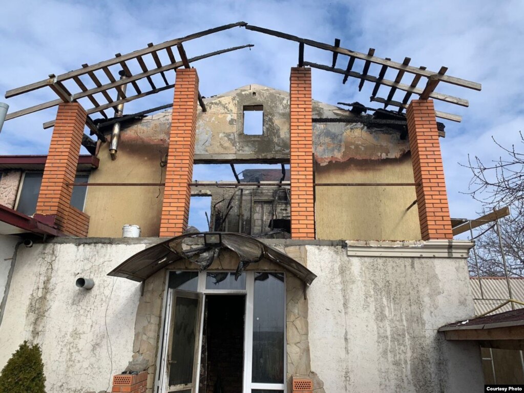 Спалений будинок працівниці міської ради Херсону