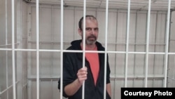 Журналист Михаил Афанасьев в зале суда. Абакан. 16 апреля 2022 г.