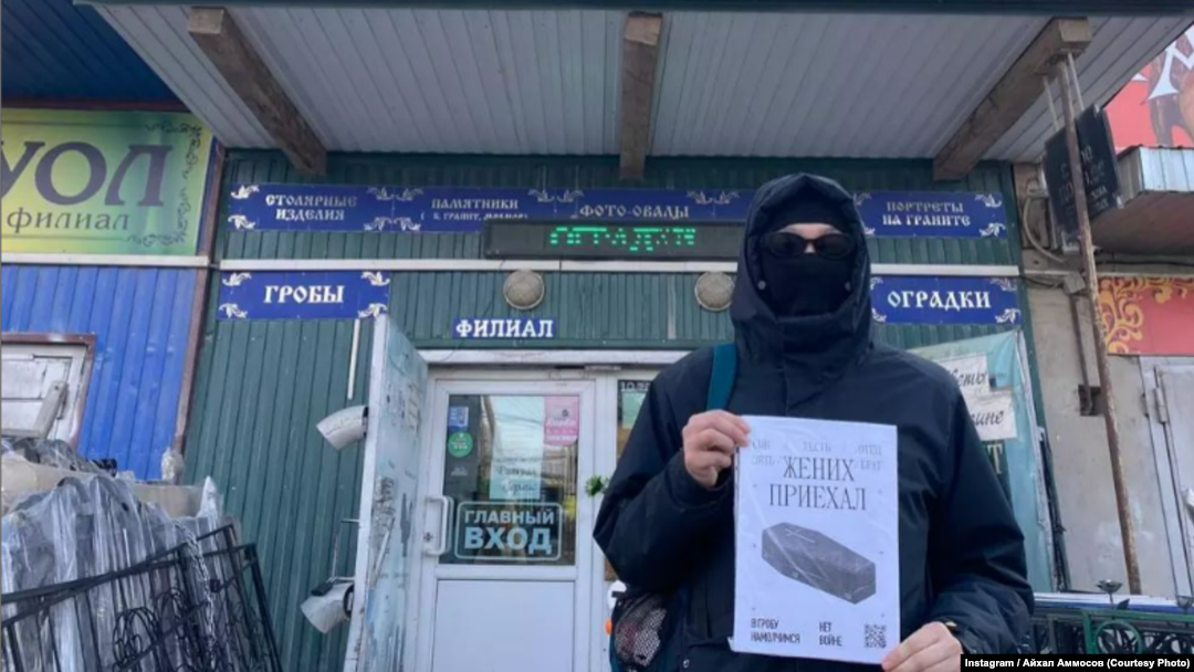 “When coffins start coming back, people will understand and when their eyes are opened, they will take to the streets,” says Yakutsk anti-war protester Aikhal Ammosov. 