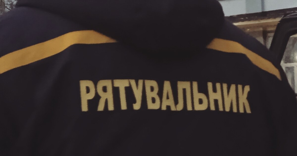 Удар росії пошкодив пожежну частину в Добропіллі