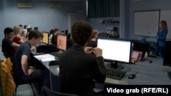 TV Liberty: Obrazovanje bez testiranja i rezultata