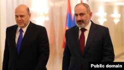 Russia - Russian Prime Minister Mikhail Mishustin and Armenian Prime Minister Nikol Pashinian meet in Moscow, April 20, 2022.