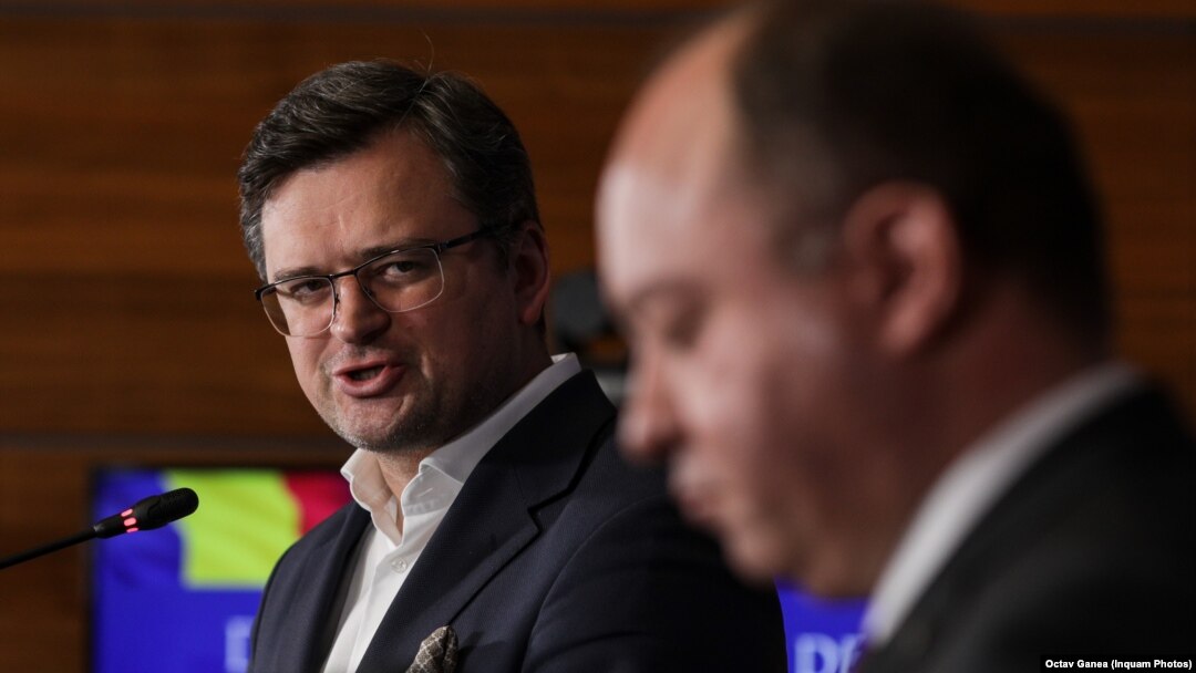 Dimitri Kuleba, ministrul de externe ucrainean, s-a întâlnit la București cu ministrul de externe, Bogdan Aurescu, dar și cu premierul Nicolae Ciucă. 