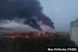 An oil facility is set ablaze in Bryansk on April 25.