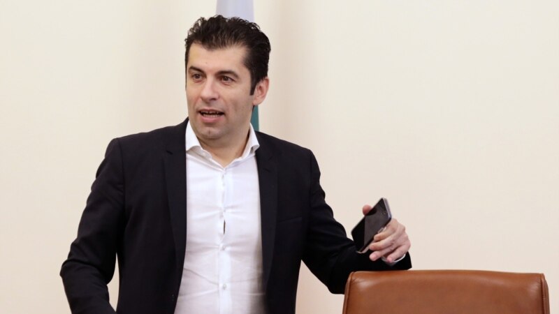Петков го повика Радев да свика Совет за национална безбедност за преговорите со  Македонија