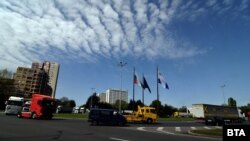  Част от митинга в Бургас 