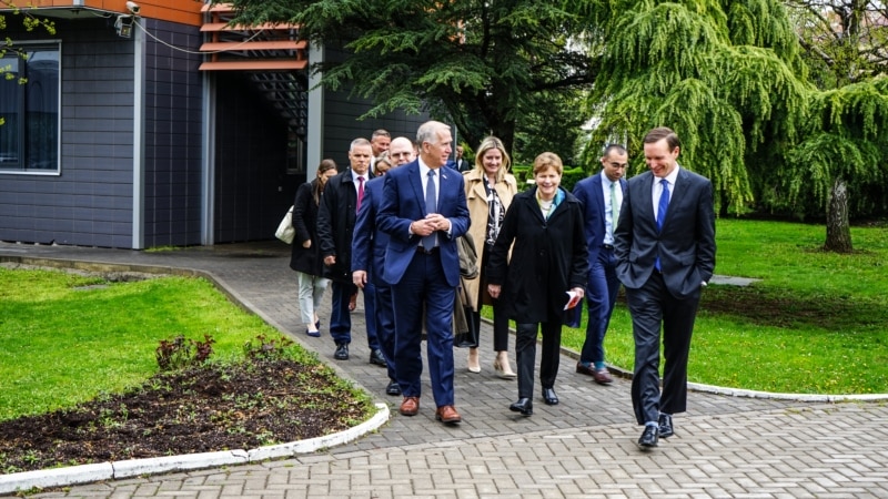 Američki senatori u Prištini: Podržavamo evroatlantske integracije Kosova