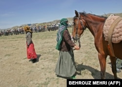 زنان عشایر در یک جشنواره محلی در آذربایجان شرقی