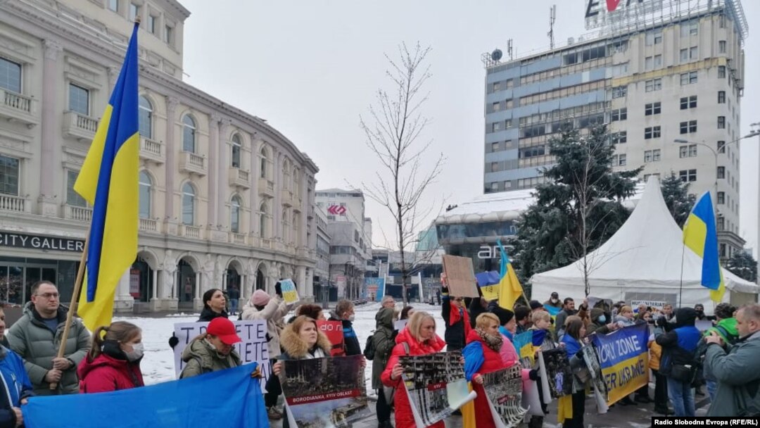 Здружението на Украинците во Република Северна Македонија „Лесја Украинка“ на 6 март одржа протест на Плоштадот „Македонија“ во Скопје против руската инвазија врз Украина.
