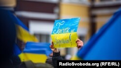 На одній із акцій протесту проти російської агресії у Генічеську, 6 березня 2022 року