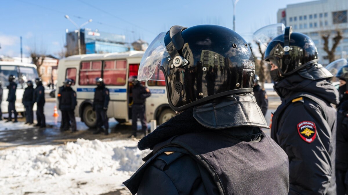 В Казани у продюсера культурных проектов провели обыск по делу о склонении  к массовым беспорядкам в Telegram-чате