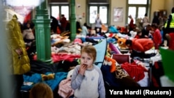 21 березня в уряді також повідомили, що кожен з переселенців отримає від держави по 2 тисячі гривень