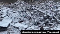 Fotografi ilustruese. Rrënojat si pasojë e një sulmi rus në Ukrainë.