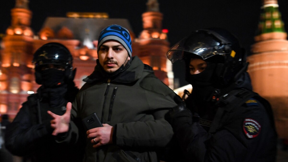 More Than 1,000 Anti-War Protesters Detained Across Russia, Says Monitor; Hundreds Protest War In Almaty - Vimarsana News