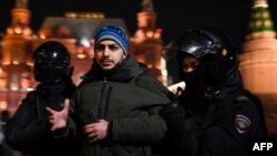 Мәскәүдә Украинадагы сугышка каршы протест чарасы