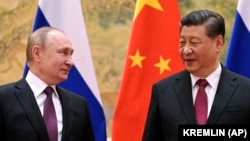 Putin i Si su prošlog meseca u Pekingu potpisali zajedničku izjavu u kojoj se navodi da partnerstvo Peking-Moskva „nema granica“ (4. februar 2022)