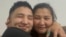 Miras Tașjarghanov, aici alături de mama sa, Guljan Tașjarghanova, credea că va lucra într-o fabrică rusă de prelucrare a cărnii. În schimb, a ajuns în Ucraina, în rândurile armatei ruse.  