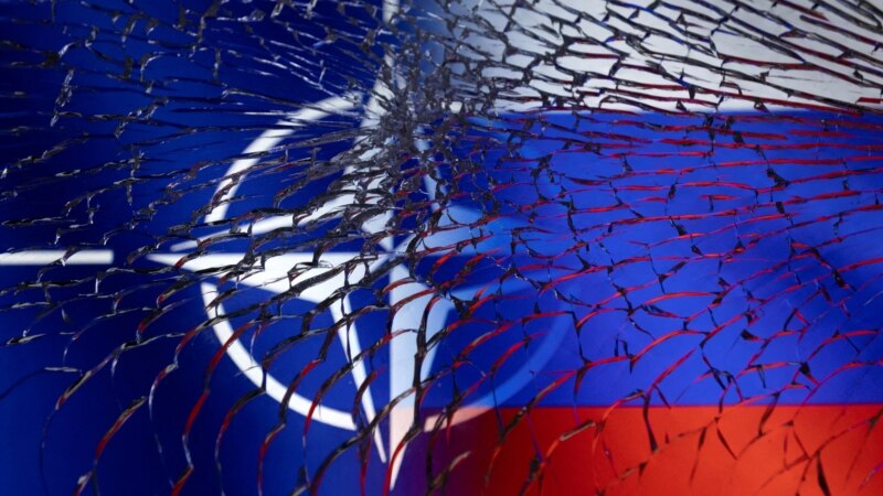 Россия предостерегает от миротворчества