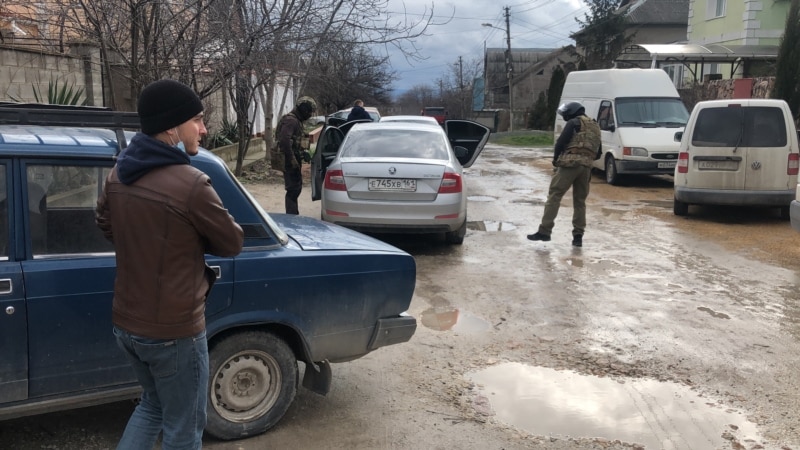 В Бахчисарае прошел обыск в доме крымского татарина Эмиля Эмирова – активисты