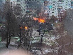 Cartier de locuințe din Mariupol bombardat de forțele ruse.