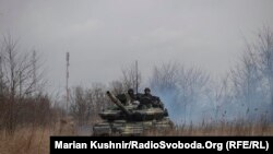 Киев облысында Ресей әскерімен соғысқан украин армиясы. Наурыз, 2022 жыл. 