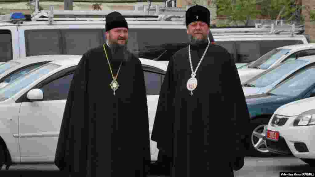 Episcopul de Dubăsari Sava împreună cu mitropolitul Moldovei Vladimir la Ierusalim.