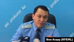 Начальник первого управления прокуратуры Актюбинской области Муратбек Мырзамуратов. Актобе, 27 июля 2016 года.