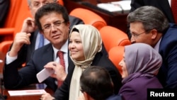 Në Parlamentin e Turqisë, 31 tetor, 2013