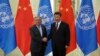 Xi Jinping (sağda) və BMT-nin Baş katibi Antonio Guterres 