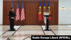 Secretarul de stat american Antony Blinken și președinta Maia Sandu, Chișinău 6 martie 2022.