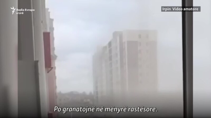 Granatimi i banesave në periferi të Kievit 