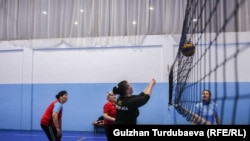 عکس: د قرغیزستان د ښځو والبیال ټیم 