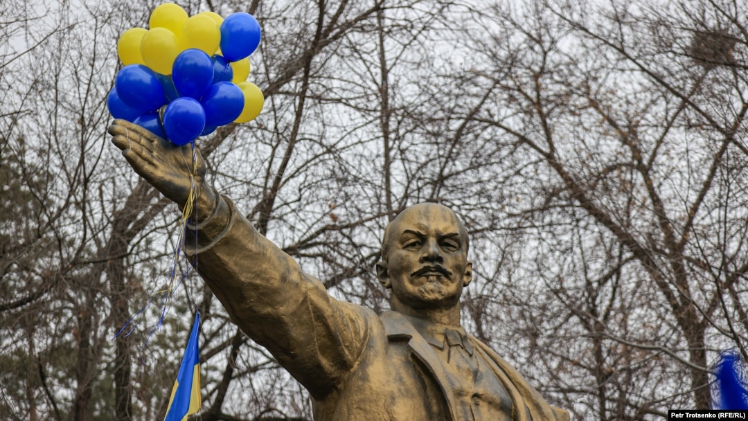 După destrămarea URSS, Ucraina a renunțat la arsenalul său nuclear pentru a-și urma propria cale de țară independentă. Astăzi, ucrainenii spun că acel arsenal le-ar fi oferit un avantaj în fața ofensivei lui Vladimir Putin.