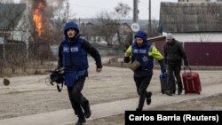 ჟურნალისტები ირპენში. 2022 წ. 6 მარტი.