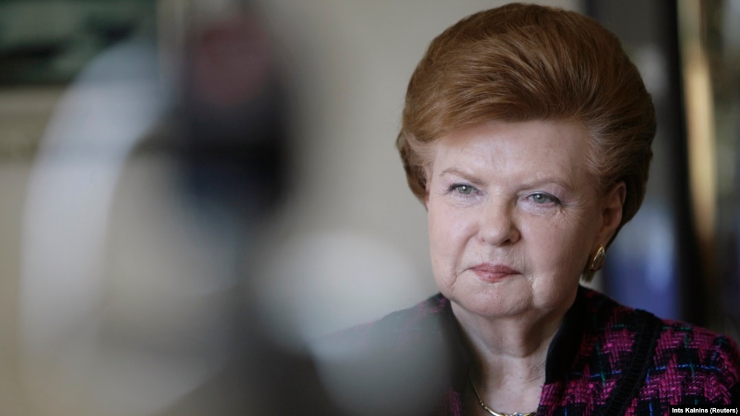 Latvian ex-President Vaira Vike-Freiberga believes Vladimir Putin "wanted to start a war to demonstrate a show of force and to scare the whole world in order to impose his demands."