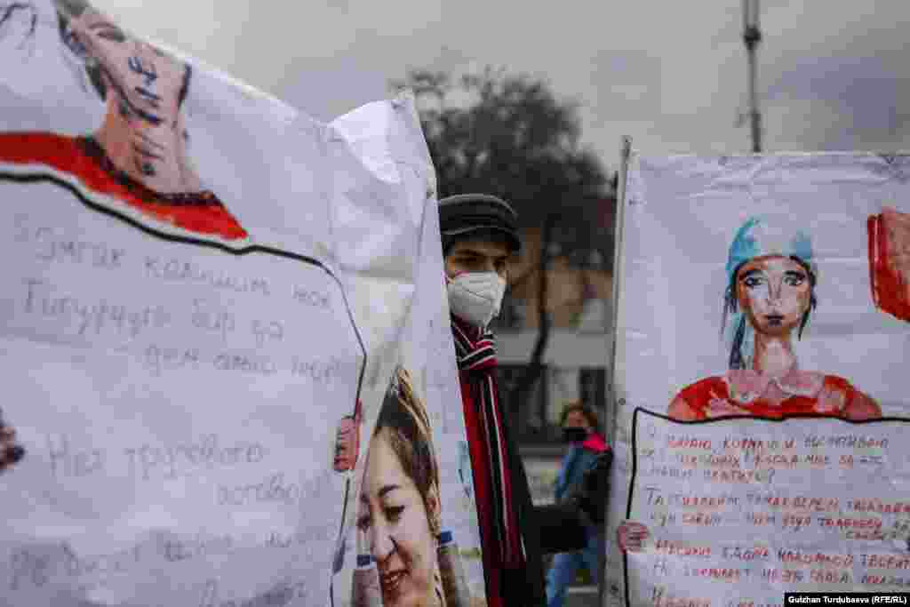 A march in honor of International Women&#39;s Day in Bishkek on March 8. (Gulzhan Turdubaeva, RFE/RL) &nbsp;