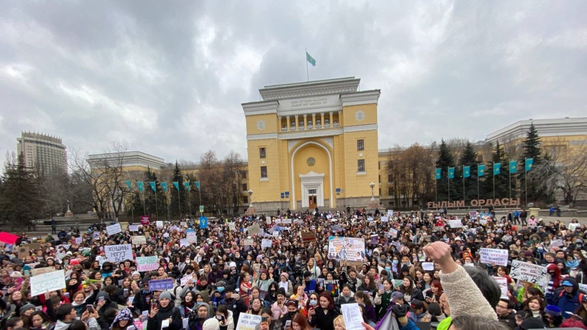 Акимат Алматы одобрил митинг «За достойную жизнь женщин!» Фем-активистки,  получившие отказы, возмущены